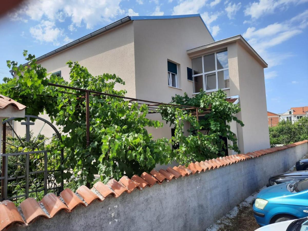 Apartman Laura M Vodice Dış mekan fotoğraf