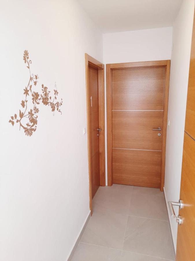 Apartman Laura M Vodice Dış mekan fotoğraf