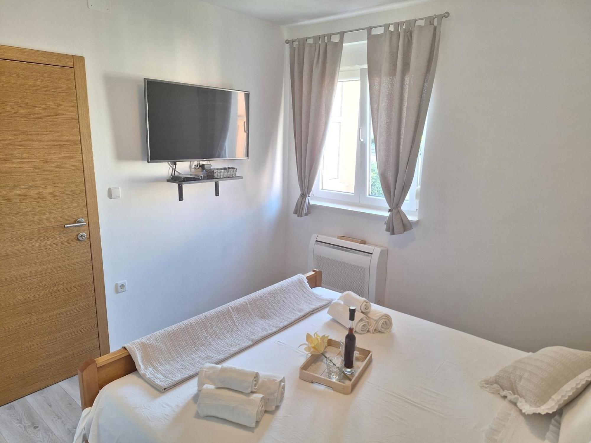 Apartman Laura M Vodice Dış mekan fotoğraf